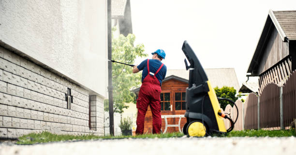 Best Driveway Pressure Washing  in Bloomer, WI